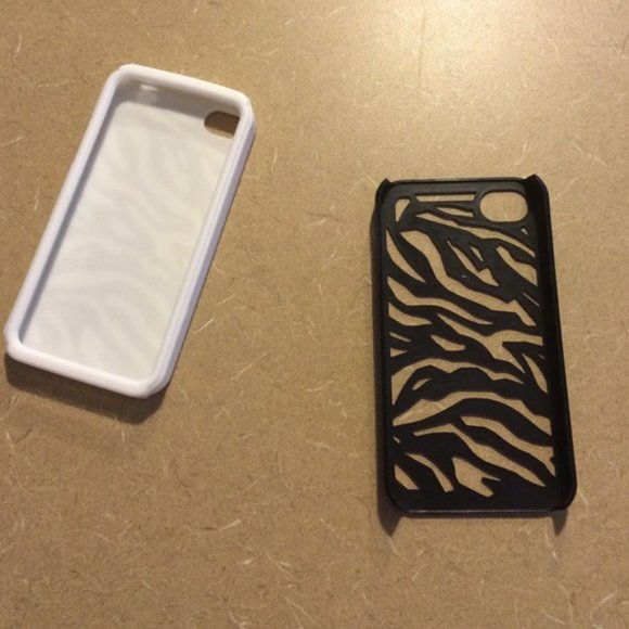 a two piece iPhone 4 case - Picture 3 of 3